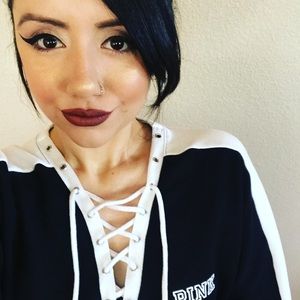 Meet your Posher, Genevieve